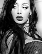 Amy-Anderssen-Black-and-White