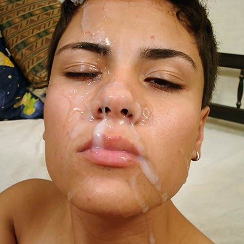 Rodney-Moore-lesbian-facial